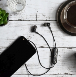 Гарнитура вкладыши Pioneer SE-C4BT-B черный bluetooth