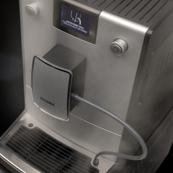 Кофемашина Nivona CafeRomatica NICR 769 1455Вт серебристый/черный