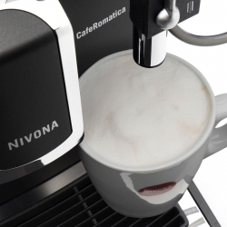 Кофемашина Nivona CafeRomatica NICR 660 1455Вт черный/серебристый
