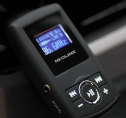 Автомобильный FM-модулятор Neoline Splash FM