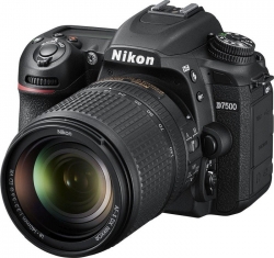 Зеркальный Фотоаппарат Nikon D7500 черный 20.9Mpix 18-140mm f/3.5-5.6G VR 3.15 4K 4K SDXC Li-ion