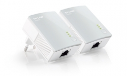 Сетевой адаптер Powerline TP-Link TL-PA4010KIT Fast Ethernet